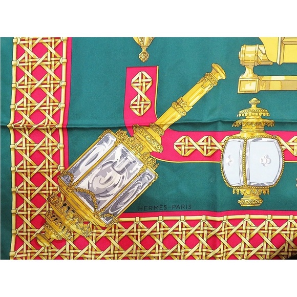 Hermes Green and Gold Carriage Motif Scarf - Picture 4 of 13